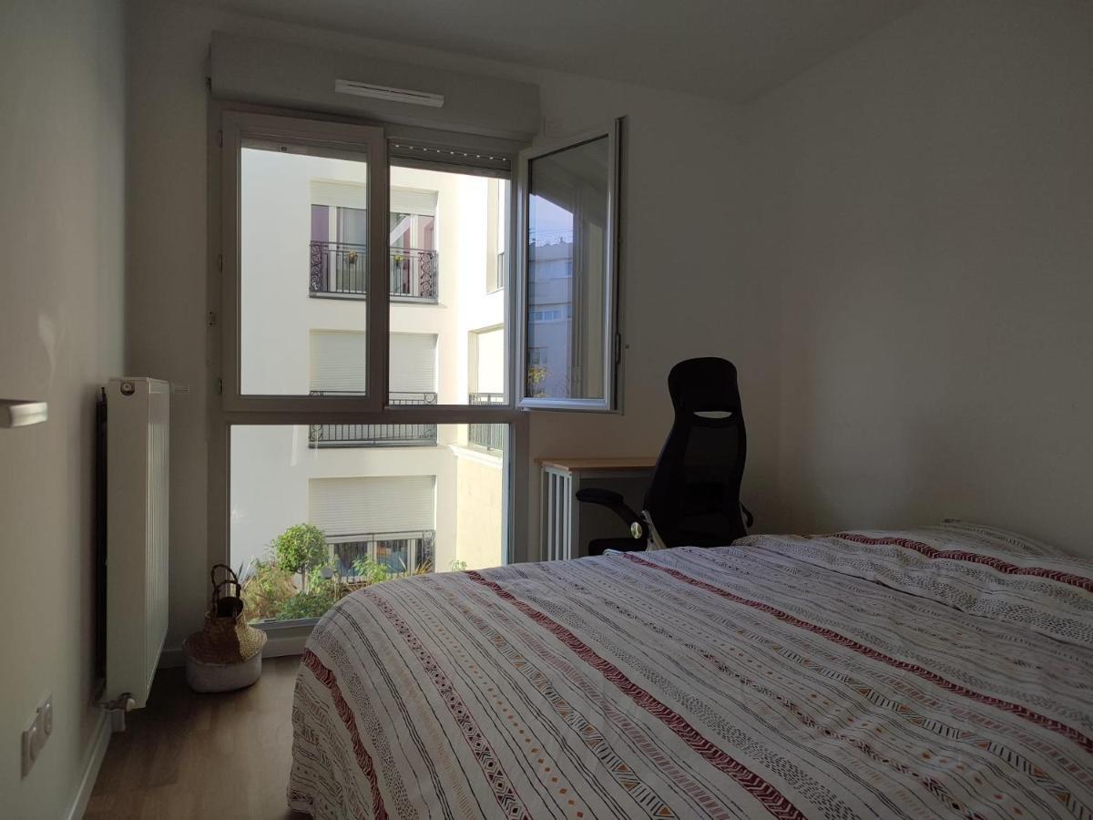 Chambre Privee Dans Un Nouvel Appartement Partage Pres De Paris Avec Parking Gratuit Chevilly-Larue Exteriör bild