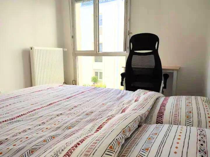 Chambre Privee Dans Un Nouvel Appartement Partage Pres De Paris Avec Parking Gratuit Chevilly-Larue Exteriör bild